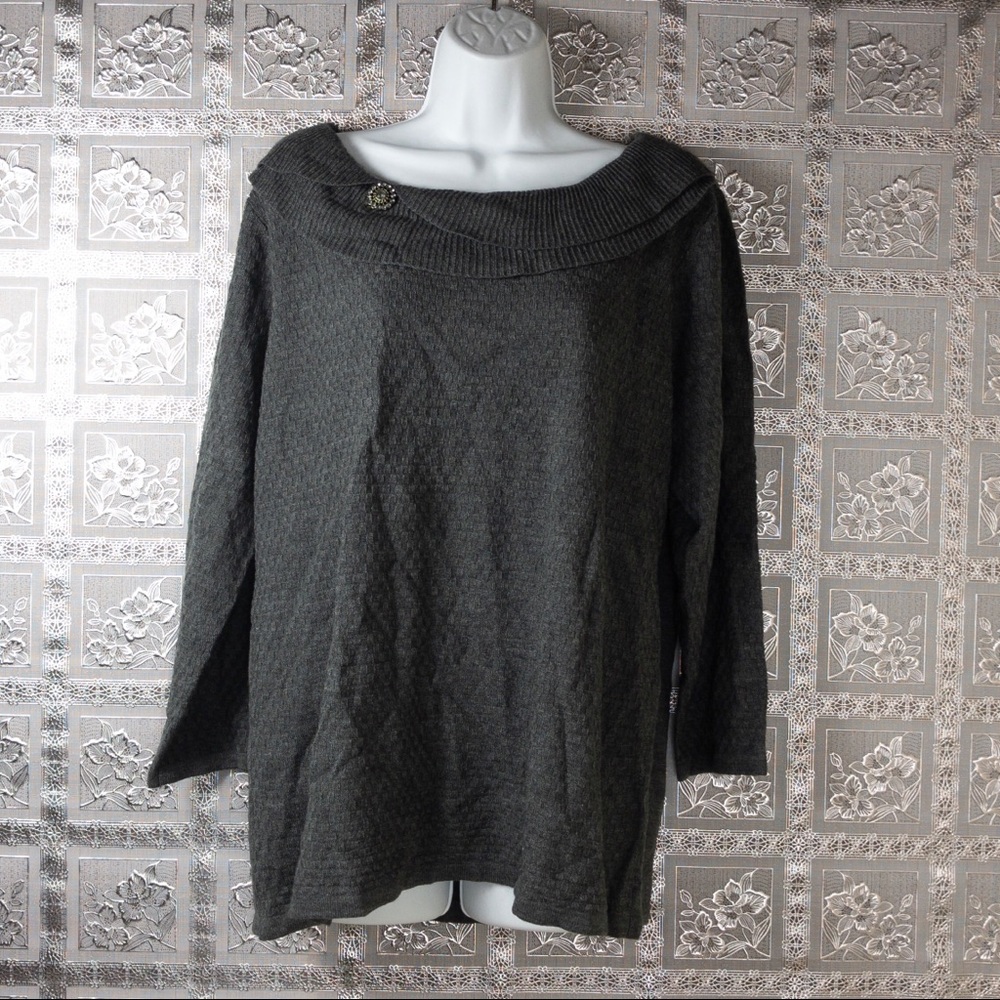 NWT Prophecy Charcoal Floral Detail Sweater